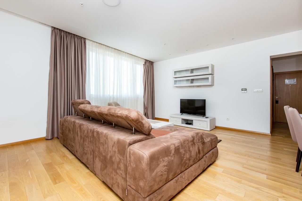 Apartments Lora In Apart-Hotel Budva Exterior photo
