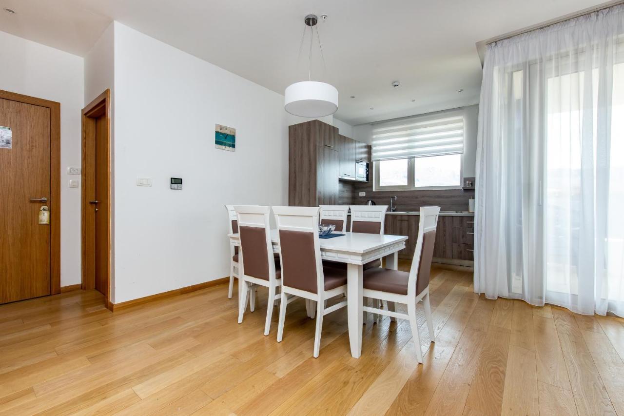 Apartments Lora In Apart-Hotel Budva Exterior photo